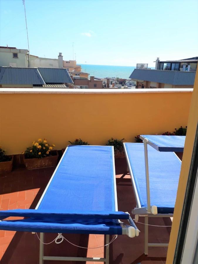 La Terrazza Sul Mare Di Roma, Wifi, Ac Apartman Lido di Ostia Kültér fotó